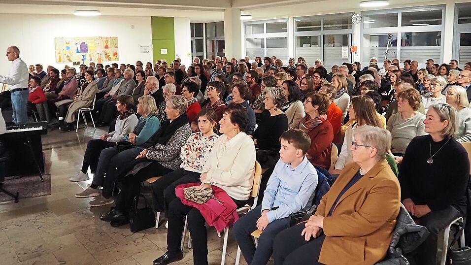 Zwei Abende war „ausverkauft“ in Reisbach.