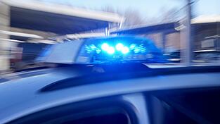 Die Polizei ermittelt zu den Hintergründen des Vorfalls. (Symbolbild) Die Polizei ermittelt zu den Hintergründen des Vorfalls. (Symbolbild)