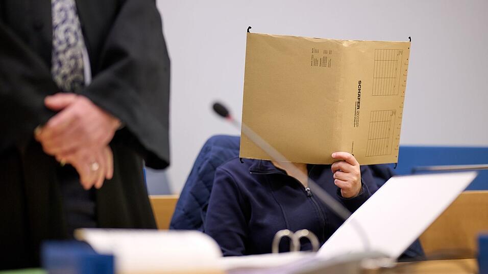 Nach Verz&ouml;gerungen hat der Strafprozess nun ganz neu begonnen. (Archivbild)