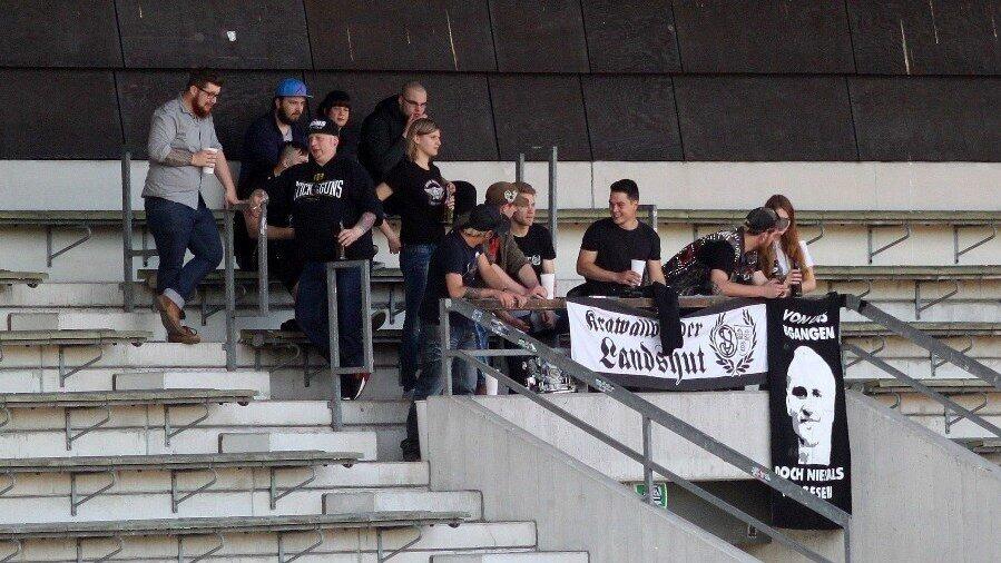 Die SpVgg Landshut schenkte gegen Rosenheim eine 2:0 Führung wieder her (Foto: Herrmann). Die SpVgg Landshut schenkte gegen Rosenheim eine 2:0 Führung wieder her (Foto: Herrmann).