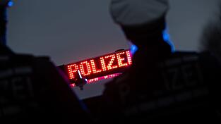 Die Polizei ermittelt in dem Fall. (Symbolbild)