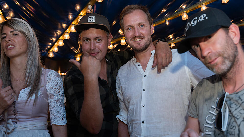 Die Partybilder vom Donnerstag, 17. August 2023, aus dem Festzelt Wenisch. Die Partybilder vom Donnerstag, 17. August 2023, aus dem Festzelt Wenisch.