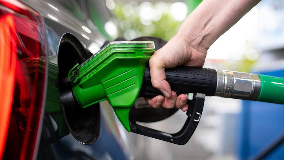 Der Ukraine-Konflikt hat auch Auswirkungen auf die Preise f&uuml;r Benzin und Diesel.