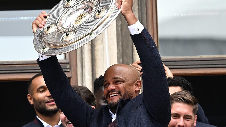 Will wieder Meistermacher sein: Bayern-Coach Vincent Kompany. (Archivbild) Will wieder Meistermacher sein: Bayern-Coach Vincent Kompany. (Archivbild)