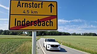 Von Indersbach nach Arnstorf wäre ein Radweg besonders wichtig. Dass er zunächst nur bis zur Landkreisgrenze ginge, kritisierten einige.