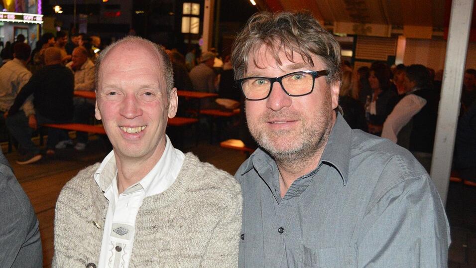 Auch am Samstag besuchten viele Landshuter die Dult.