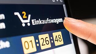 Wer im Internet Verträge abschließt, soll diese künftig einfacher wieder stornieren können. Wer im Internet Verträge abschließt, soll diese künftig einfacher wieder stornieren können.