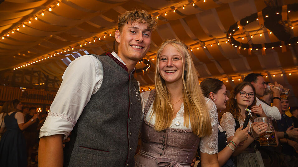 Die Partybilder vom Donnerstag, 15. August, aus dem Festzelt Nothaft. Die Partybilder vom Donnerstag, 15. August, aus dem Festzelt Nothaft.