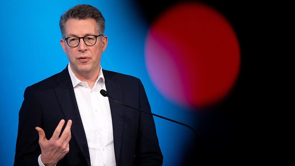 Kunstminister Markus Blume kündigt ein Zentrum für Provenienzforschung an. (Archivbild) Kunstminister Markus Blume kündigt ein Zentrum für Provenienzforschung an. (Archivbild)