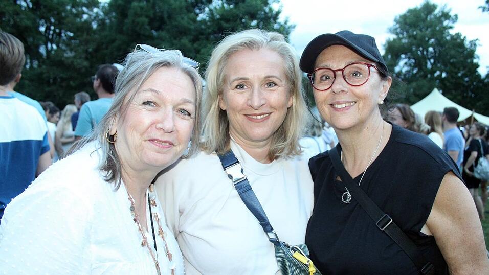 Fotos des&nbsp;ersten Open-Air-Abends auf der Ringelstecherwiese.&nbsp;