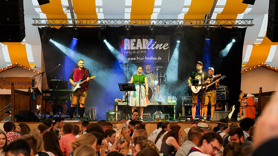 Die Partybilder vom Donnerstag, 17. August 2023, aus dem Festzelt Nothaft. Die Partybilder vom Donnerstag, 17. August 2023, aus dem Festzelt Nothaft.