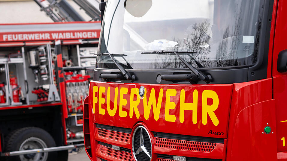 Bei dem Brand in einem Entsorgungsunternehmen in Oberbayern wurde niemand verletzt. (Symbolbild)