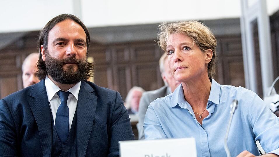 Die Angeklagte Christina Block und ihr aktueller Anwalt Ingo Bott. Die Angeklagte Christina Block und ihr aktueller Anwalt Ingo Bott.