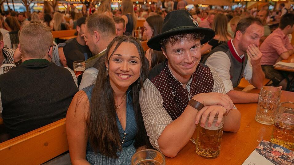 Die Partybilder von Donnerstag, 18. August 2022, aus dem Festzelt Nothaft.
