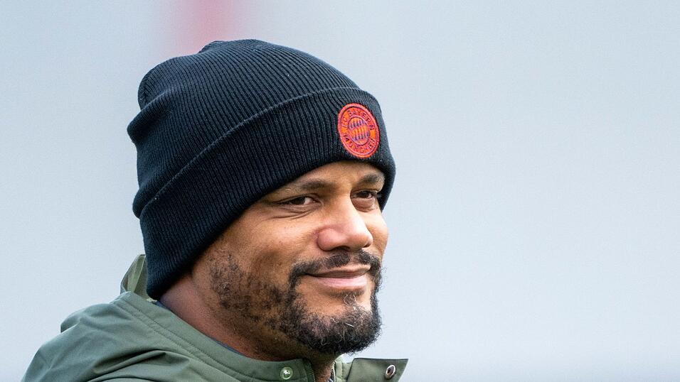 Freut sich auf ein Champions-League-Duell der Extra-Klasse: Bayern-Trainer Vincent Kompany. (Archivfoto)