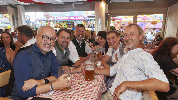 Die Partybilder vom Donnerstag, 15. August 2024, aus dem Festzelt Lechner. Die Partybilder vom Donnerstag, 15. August 2024, aus dem Festzelt Lechner.