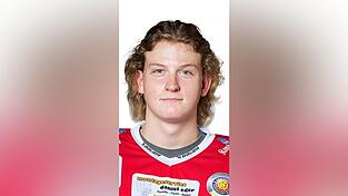 Geht in eine weitere Saison beim Deggendorfer SC: Torhüter Valentin Lehner.