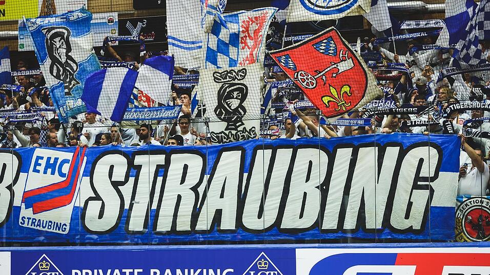 Die Fans der Straubing Tigers können auch für diese CHL-Saison wieder Karten erwerben. Die Fans der Straubing Tigers können auch für diese CHL-Saison wieder Karten erwerben.