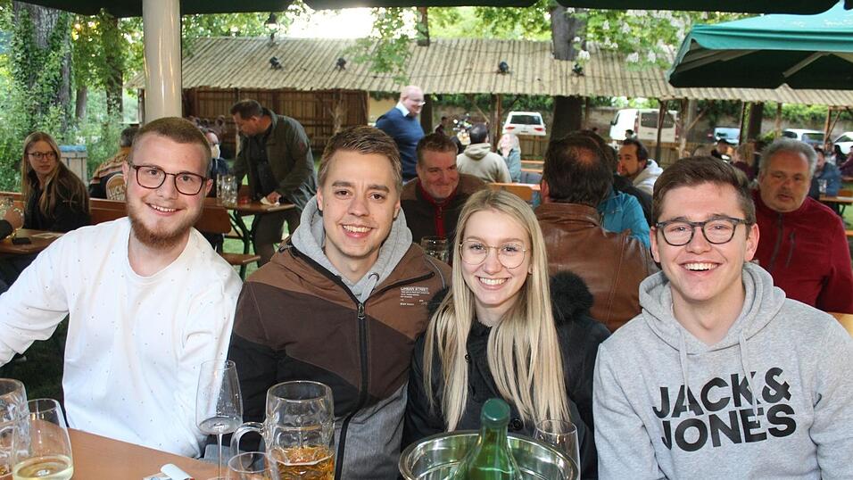 Die Landshuter genießen die neuen Freiheiten und das gute Wetter. Die Landshuter genießen die neuen Freiheiten und das gute Wetter.