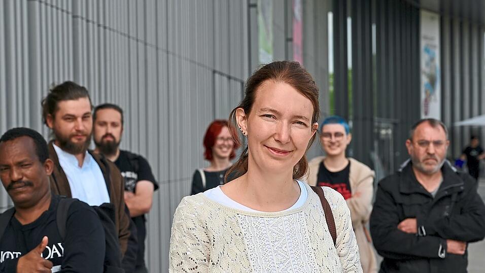 Ehrenamt st&auml;rkt Teilhabe: Susanne Baur engagiert sich bei &bdquo;Noah - deinTagNachtHalt&ldquo; und geht mit Obdachlosen unter anderem ins Haus der Bayerischen Geschichte.