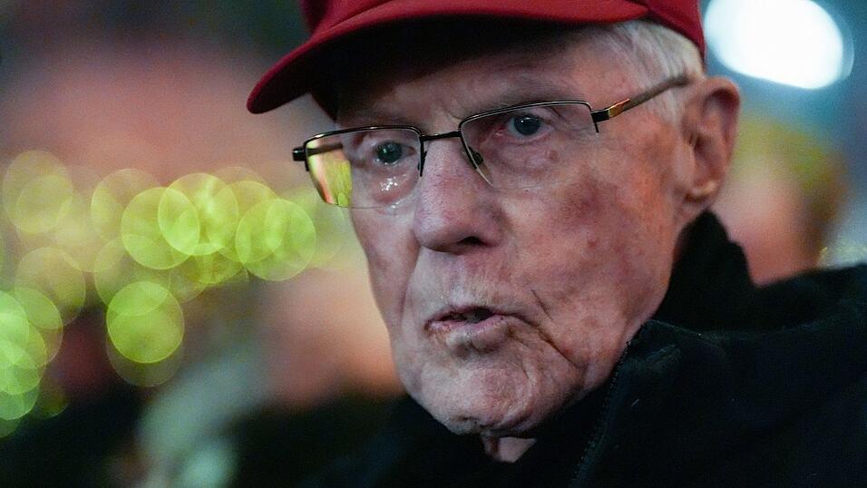 Im Prozess um die Entführung der Kinder von Christina Block hat das Gericht eine enge Mitarbeiterin von Eugen Block, dem Gründer der Steakhaus-Kette «Block House», als Zeugin vernommen. (Archivbild) Im Prozess um die Entführung der Kinder von Christina Block hat das Gericht eine enge Mitarbeiterin von Eugen Block, dem Gründer der Steakhaus-Kette «Block House», als Zeugin vernommen. (Archivbild)