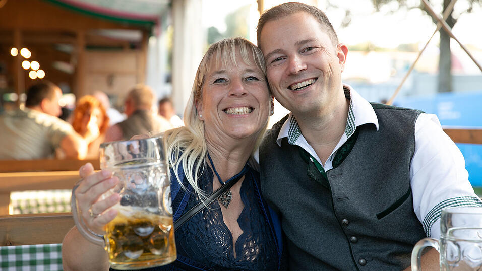 Die Partybilder vom Sonntag, 10. August, aus dem Festzelt Weckmann. Die Partybilder vom Sonntag, 10. August, aus dem Festzelt Weckmann.