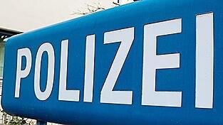 Die Rodinger Polizei musste am Sonntagabend zu einem Unfall nach Zell ausrücken. (Symbolbild)