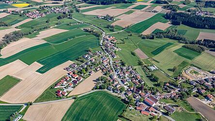 Luftbild von Wurmsham.