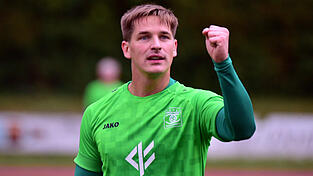 Roman Artemuk hat das Training wieder aufgenommen, scheint seine Verletzung am Sprunggelenk überwunden zu haben.