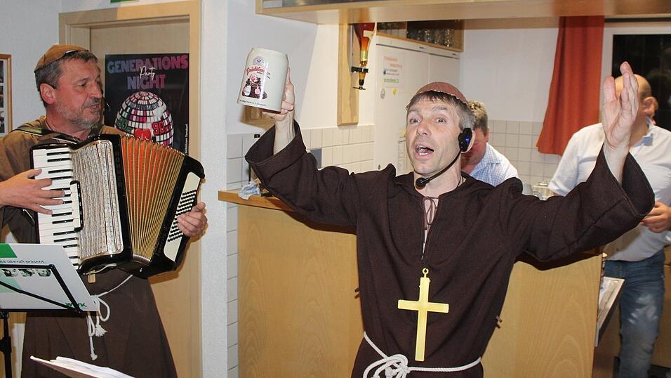 Beppone und Alfonsius bei ihrer Starkbierrede. Beppone und Alfonsius bei ihrer Starkbierrede.