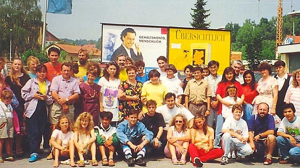 Die Isolierung Deutschlands musste verhindert werden und so sollen Reisebestimmungen international geschaffen und erleichtert werden. Hier war eine Gruppe Jugendlicher 1973 in Kasachstan.
