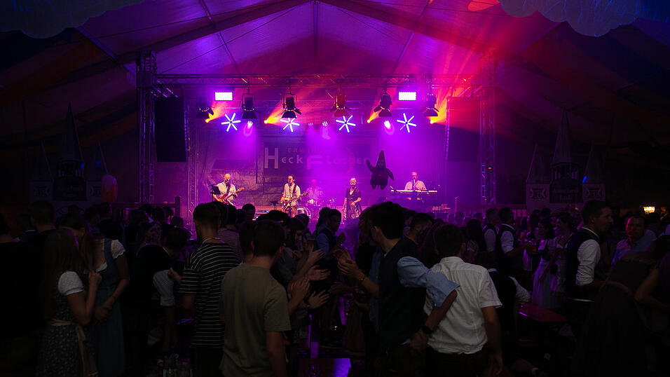 Die Partybilder von Freitag, 19. August 2022, aus dem Festzelt Reisinger.