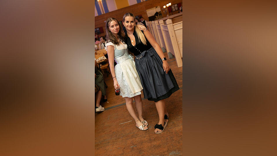 Die Partybilder vom Montag, 18. August, aus dem Festzelt Reisinger. Die Partybilder vom Montag, 18. August, aus dem Festzelt Reisinger.
