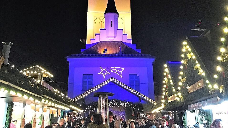 Einen Christkindlmarkt wird es heuer zwar nicht geben, dafür können sich die Deggendorfer aber auf ein tolles Alternativprogramm freuen. Einen Christkindlmarkt wird es heuer zwar nicht geben, dafür können sich die Deggendorfer aber auf ein tolles Alternativprogramm freuen.