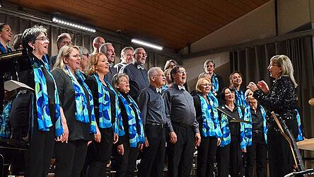 Wie gewohnt leitete Gabriela Kaspar den Madrigalchor der Liedertafel.