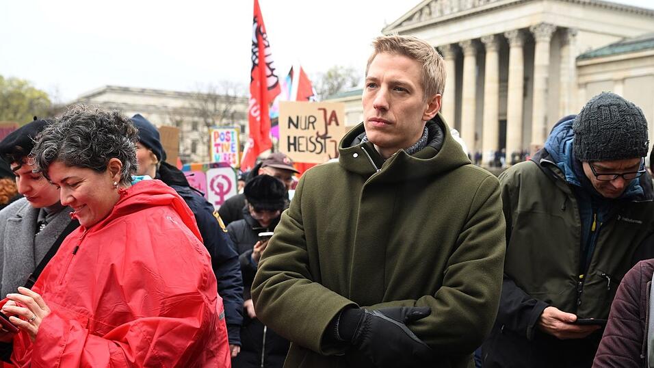Auch M&uuml;nchens designierter Oberb&uuml;rgermeister beteiligte sich an dem Protest.