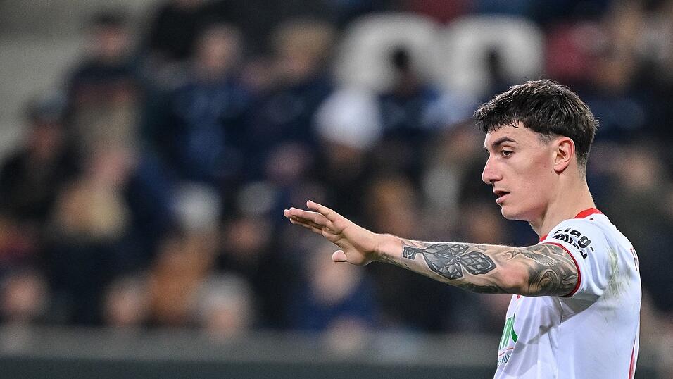 Verl&auml;sst den FC Augsburg: C&eacute;dric Zesiger. (Archivbild)