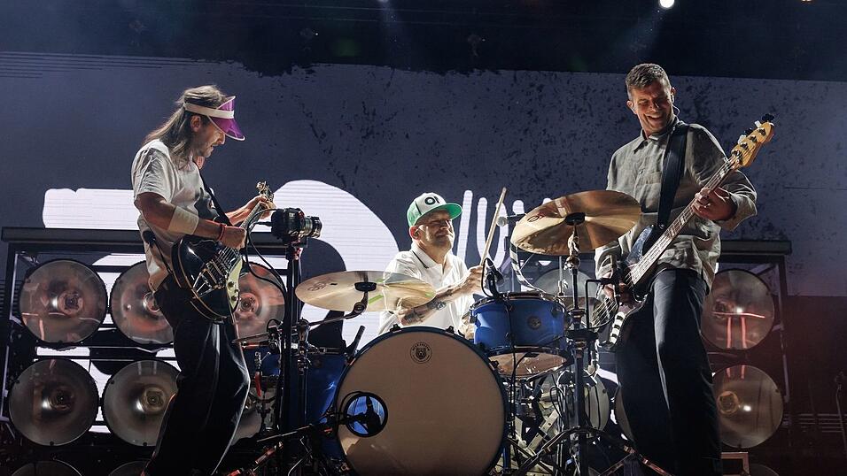 Seit 30 Jahren machen die Sportfreunde Stiller zusammen Musik. Seit 30 Jahren machen die Sportfreunde Stiller zusammen Musik.