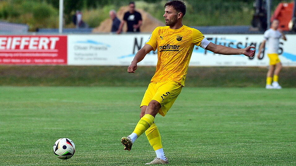 Paul Grauschopf und seine Nebenleute hoffen auf einen fehlerfreien Auftritt der DJK Vilzing beim Drittletzten TSV Schwaben Augsburg. Paul Grauschopf und seine Nebenleute hoffen auf einen fehlerfreien Auftritt der DJK Vilzing beim Drittletzten TSV Schwaben Augsburg.