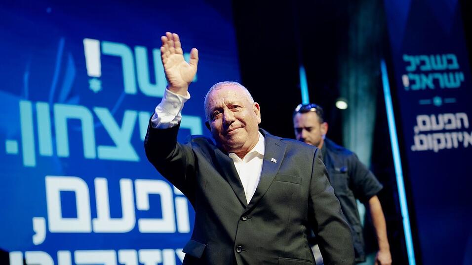Ex-Milit&auml;rchef Gadi Eisenkot will Netanjahu als Ministerpr&auml;sident abl&ouml;sen.