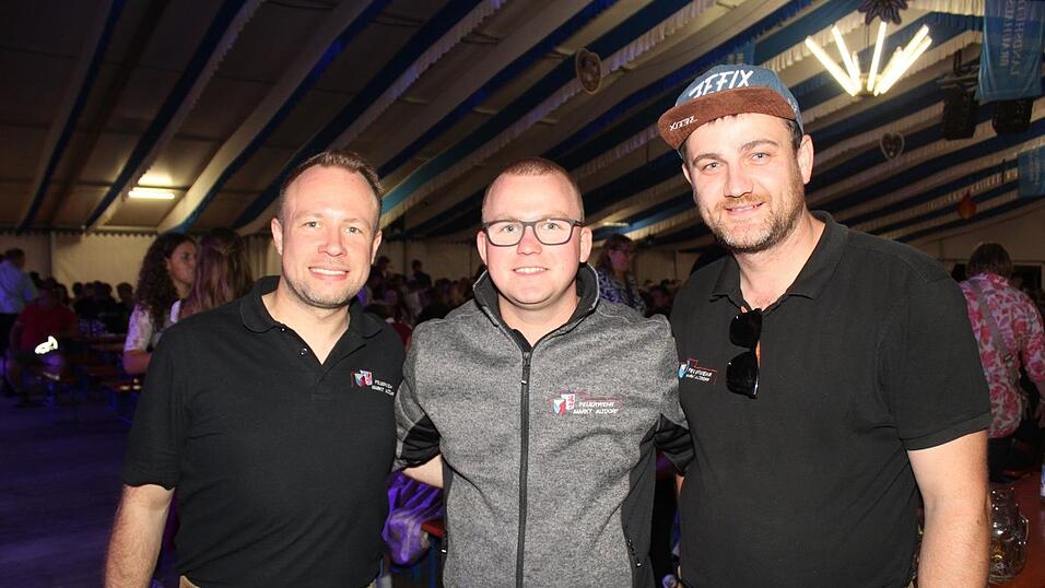 Zur Musik von Headless wurde ausgelassen gefeiert.