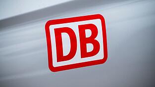 Die Bahn sperrt wegen Bauarbeiten die Trasse zwischen Forchheim und Bamberg - ICEs werden umgeleitet. (Symbolbild)
