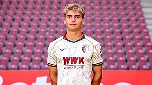 Nach wenigen Wochen in Augsburg schon erstmals zum DFB-Team geholt: Hennes Behrens. (Archivbild) Nach wenigen Wochen in Augsburg schon erstmals zum DFB-Team geholt: Hennes Behrens. (Archivbild)