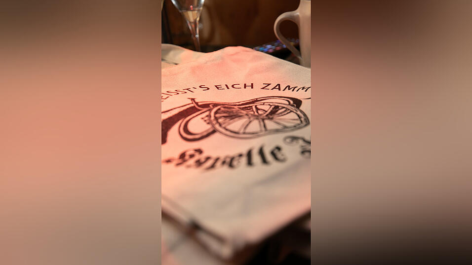 Echte Blasmusikfans lie&szlig;en sich auch den zweiten Auftritt in Folge am Dienstagabend nicht entgehen.