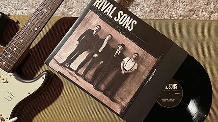 Mit „Great Western Valkyrie“ legten die Rival Sons 2014 ein Album vor, das mit harten Riffs und psychedelischen Bluesrock-Klängen eine moderne Hommage an die Rockmusik der späten 1960er-Jahre ist.