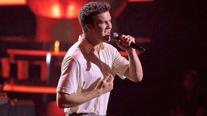 Simon Schmerbeck aus Oberschneiding ist bei den Blind Auditions der Musiksendung 'The Voice of Germany' dabei. Simon Schmerbeck aus Oberschneiding ist bei den Blind Auditions der Musiksendung 'The Voice of Germany' dabei.