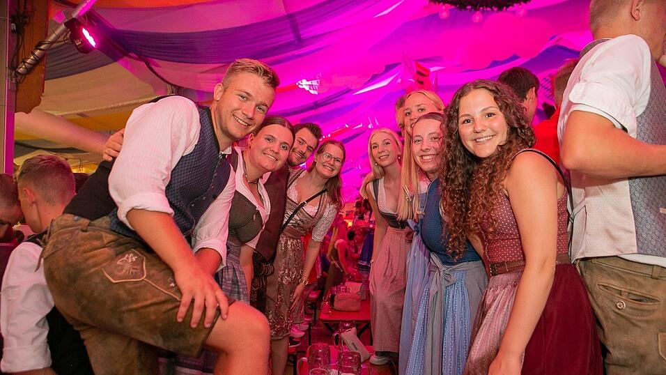 Die Partybilder vom Samstag, 13. August 2022, aus dem Festzelt Reisinger.