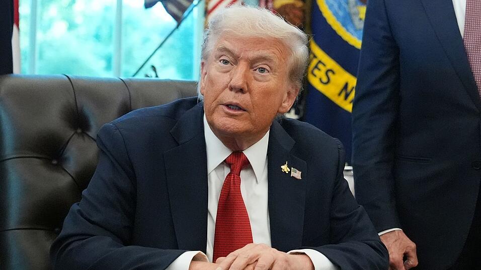 Trump ist optimistisch, dass die Gespräche positiv verlaufen. Trump ist optimistisch, dass die Gespräche positiv verlaufen.