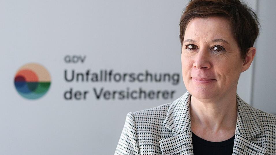 Verkehrssicherheitsexpertin Kirstin Zeidler wünscht sich mehr Aufmerksamkeit für das Risiko durch Dooringunfälle. (Archivfoto) Verkehrssicherheitsexpertin Kirstin Zeidler wünscht sich mehr Aufmerksamkeit für das Risiko durch Dooringunfälle. (Archivfoto)