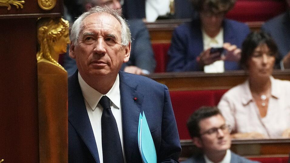 Bayrou war erst vor knapp neun Monaten von Präsident Macron ernannt worden.